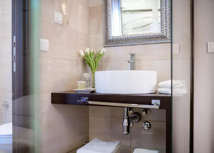 Luka De Luka * ベオグラード